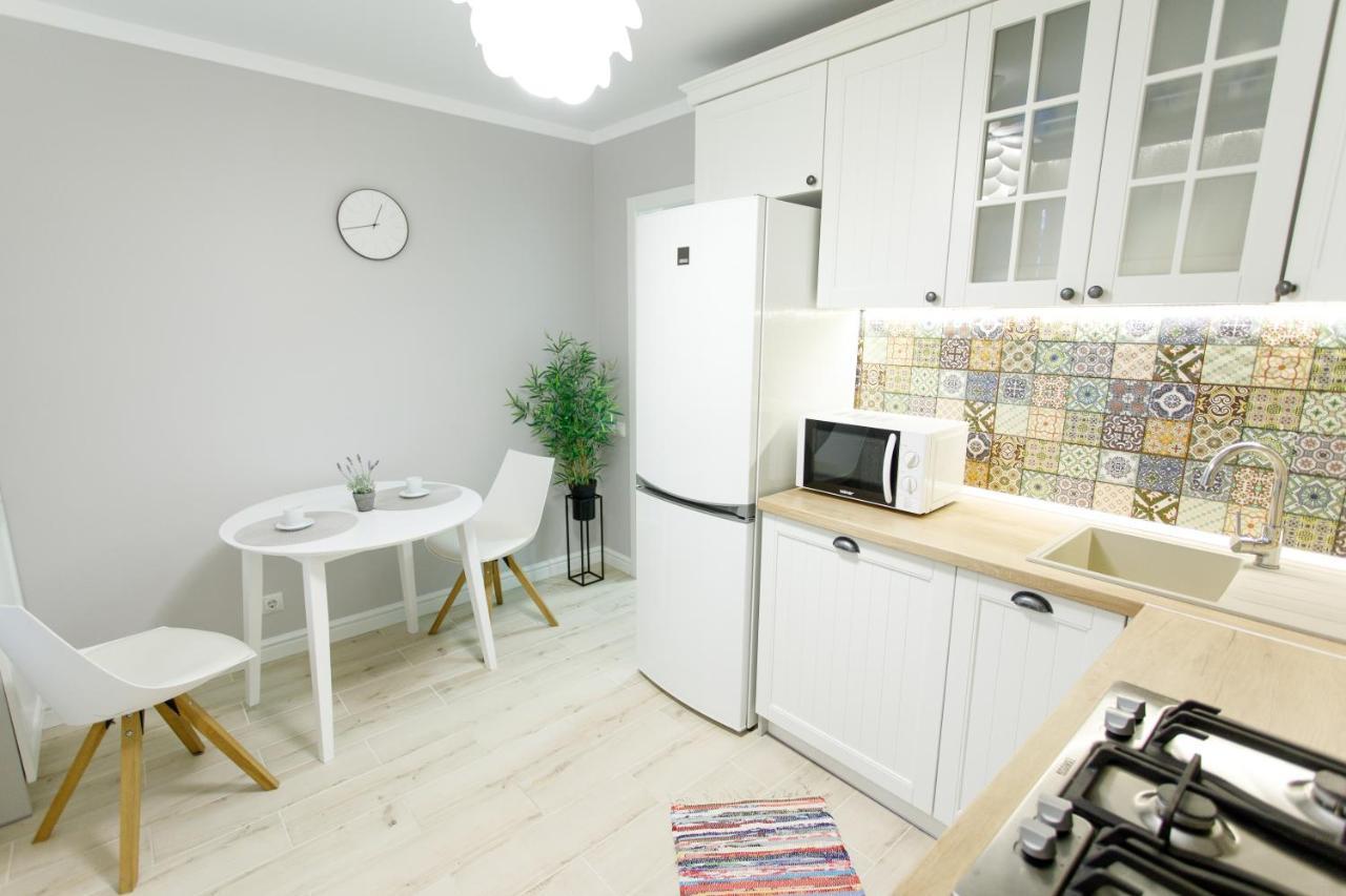 Apart-Hotel "Lavina" ซูมี ภายนอก รูปภาพ